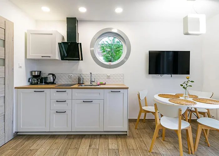 Cozy In With Sauna アパート ニエホジェ