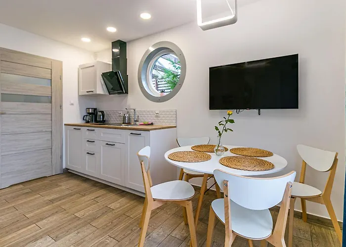 アパート Cozy In With Sauna